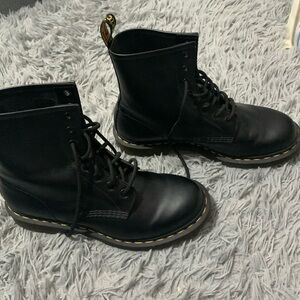 Women’s Size 9. Doc Martens.
